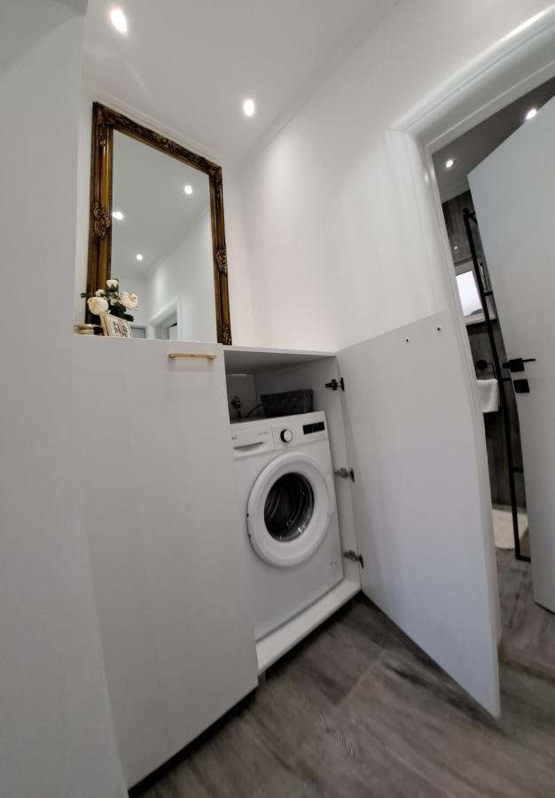 Apartments Brac Супетар Экстерьер фото