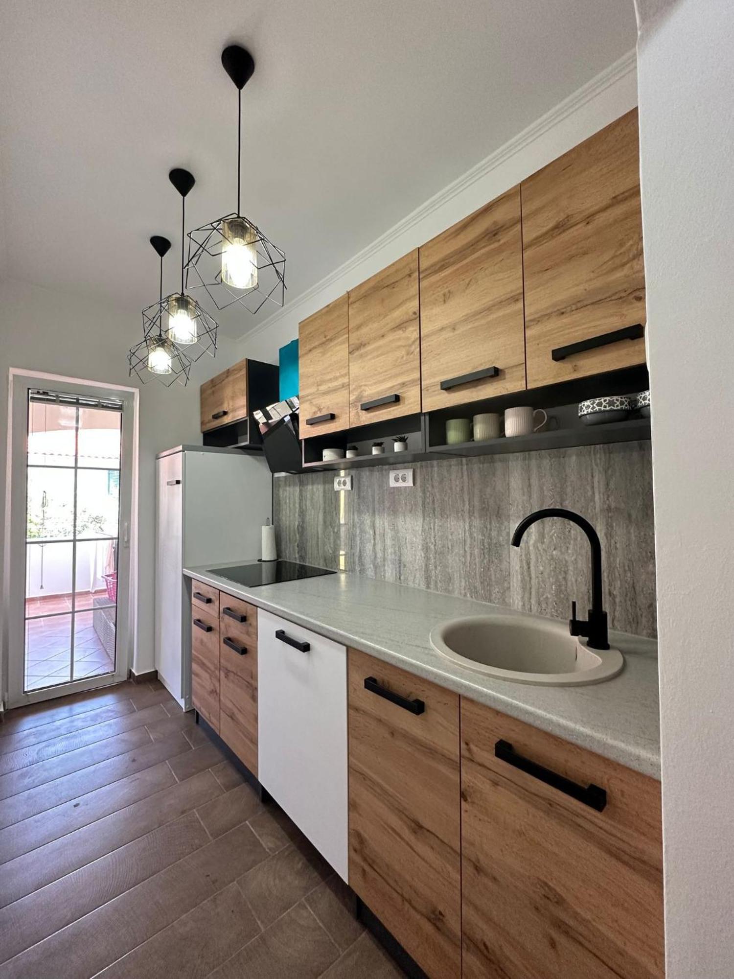 Apartments Brac Супетар Экстерьер фото