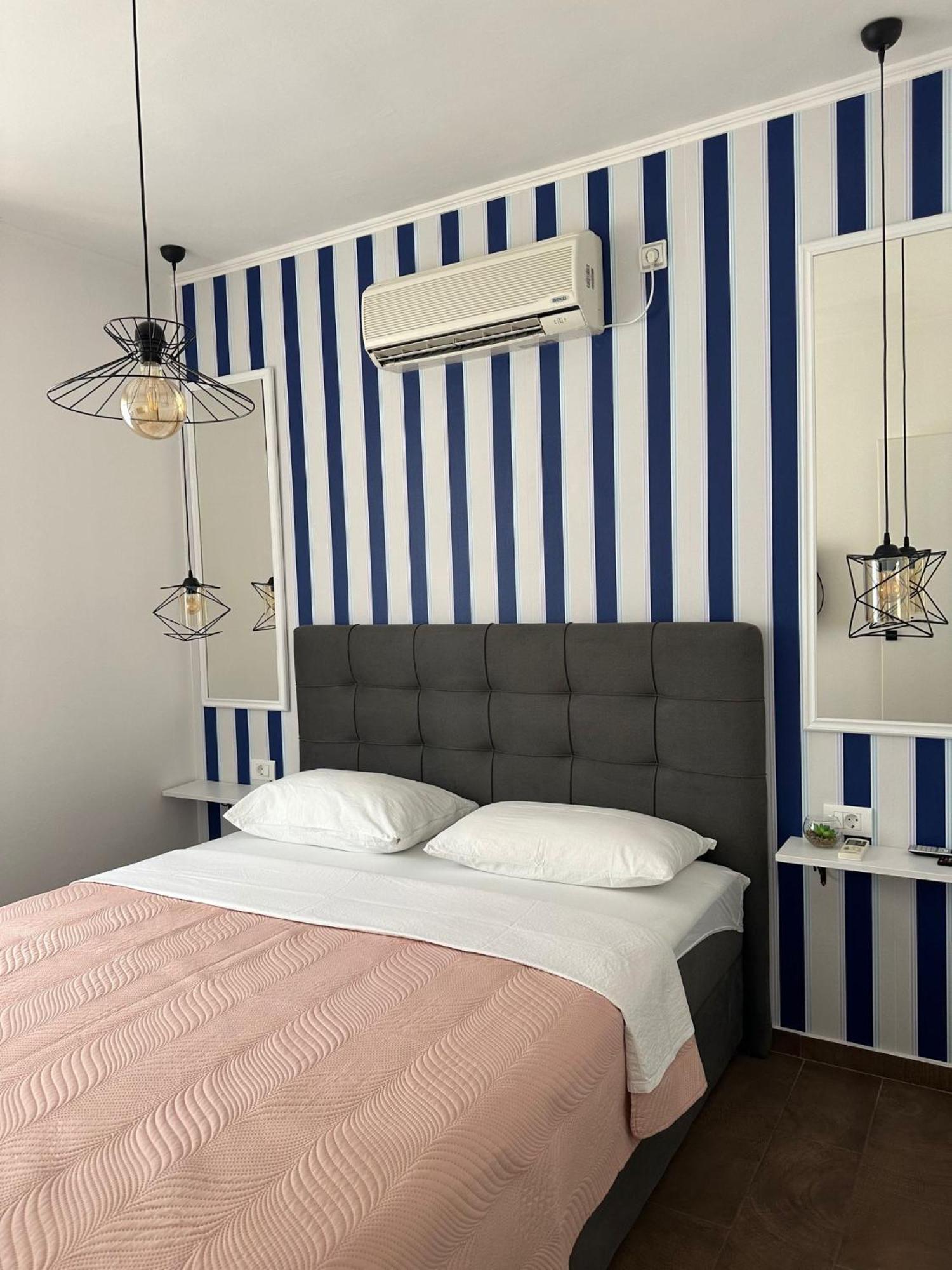 Apartments Brac Супетар Экстерьер фото