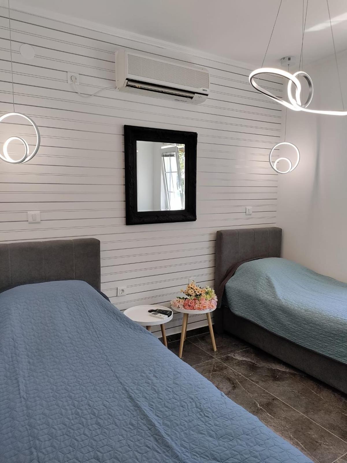 Apartments Brac Супетар Экстерьер фото